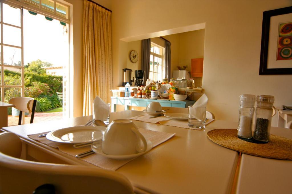 Melville Manor Guest House Йоханнесбург Экстерьер фото
