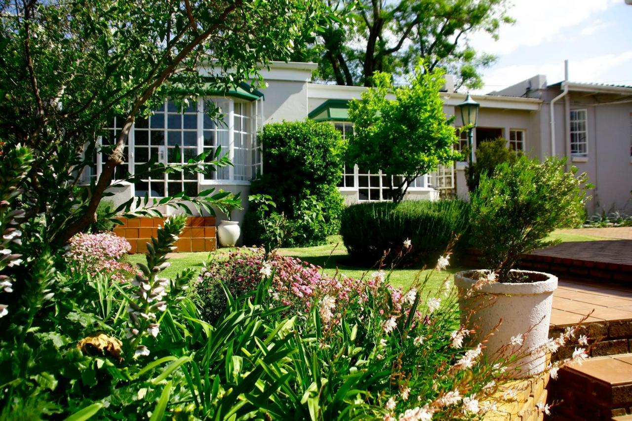 Melville Manor Guest House Йоханнесбург Экстерьер фото