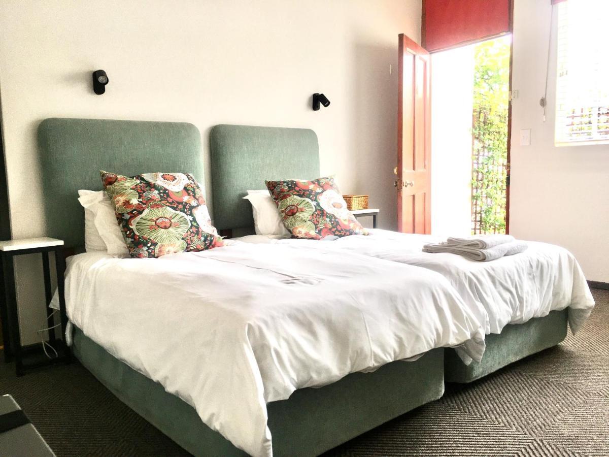 Melville Manor Guest House Йоханнесбург Экстерьер фото